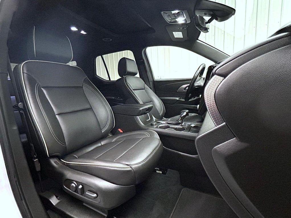used 2023 Chevrolet Traverse car, priced at $43,560