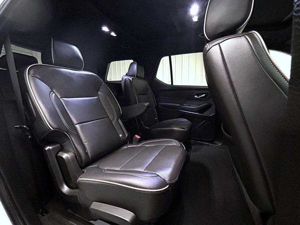 used 2023 Chevrolet Traverse car, priced at $43,560