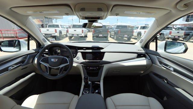 used 2024 Cadillac XT5 car, priced at $46,988