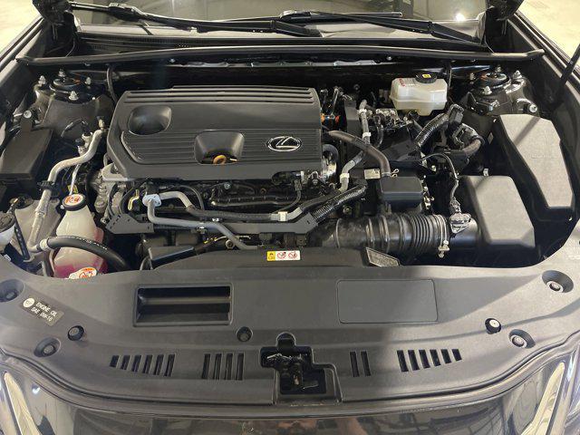 used 2022 Lexus ES 300h car, priced at $36,995