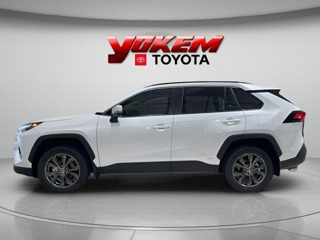 new 2024 Toyota RAV4 Hybrid car