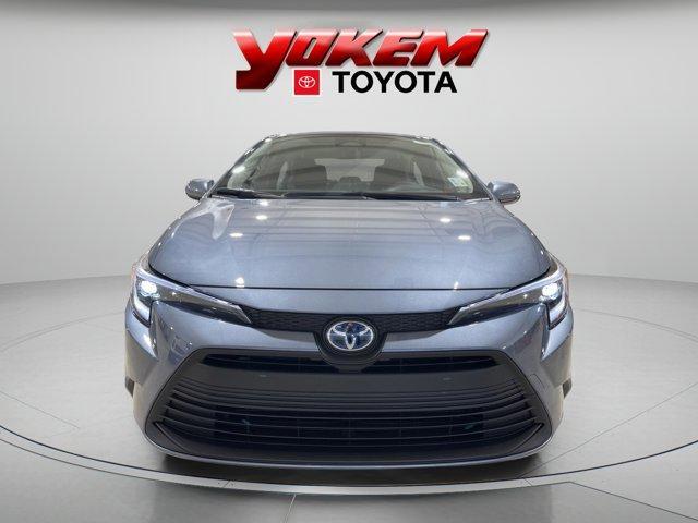 new 2025 Toyota Corolla Hybrid car