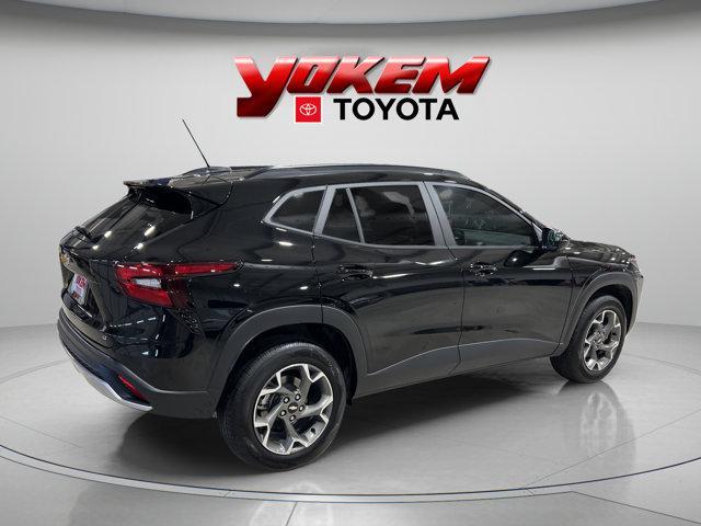 used 2025 Chevrolet Trax car, priced at $28,995