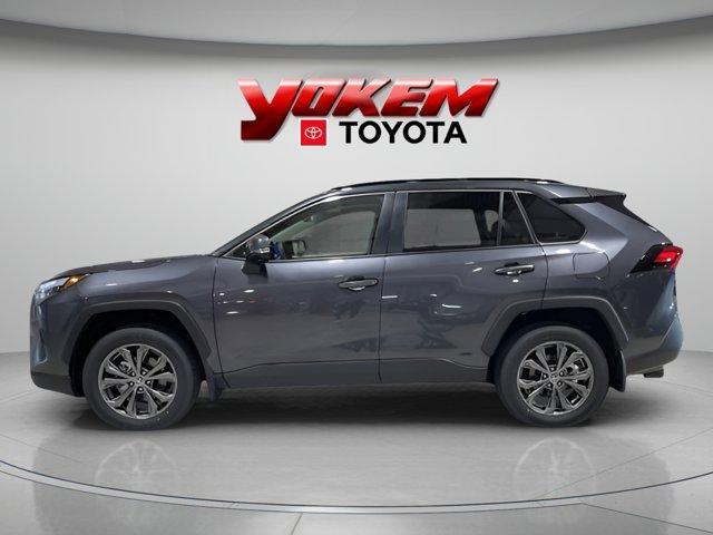 new 2024 Toyota RAV4 Hybrid car