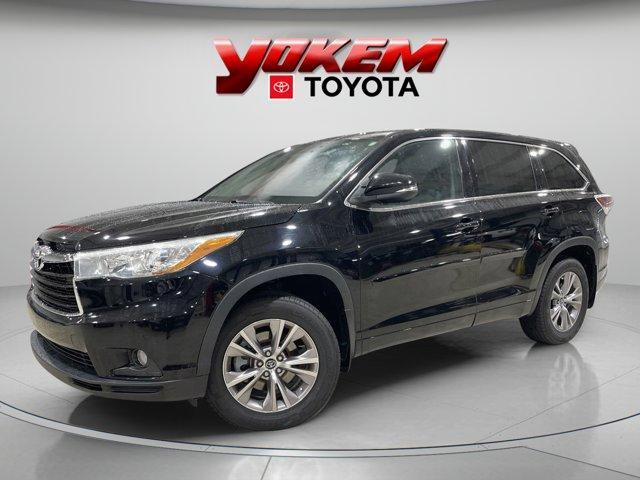 used 2016 Toyota Highlander car, priced at $18,995