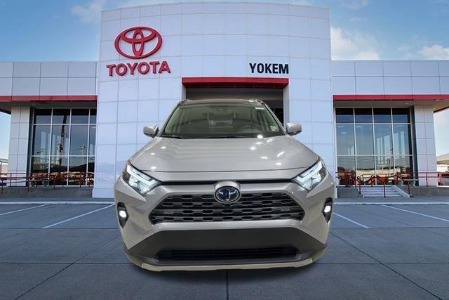 new 2024 Toyota RAV4 Hybrid car