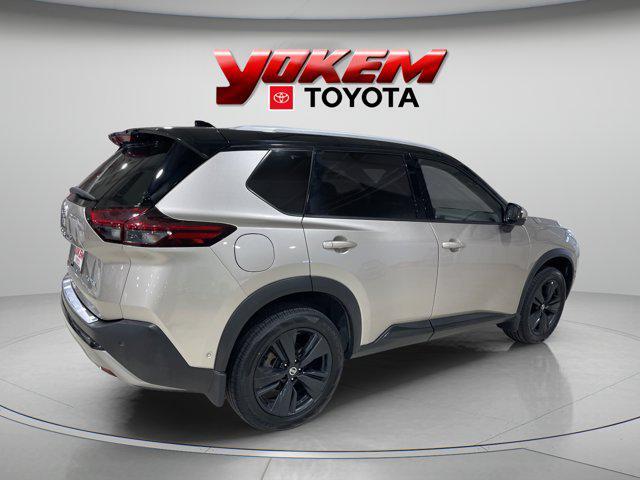 used 2021 Nissan Rogue car, priced at $22,388