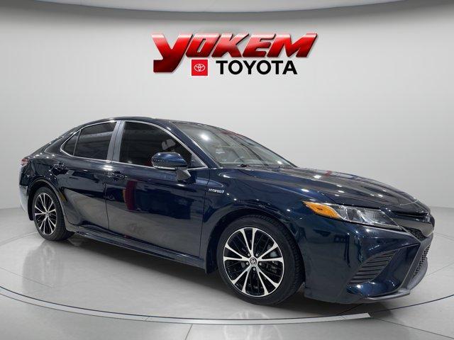 used 2020 Toyota Camry Hybrid car, priced at $21,995