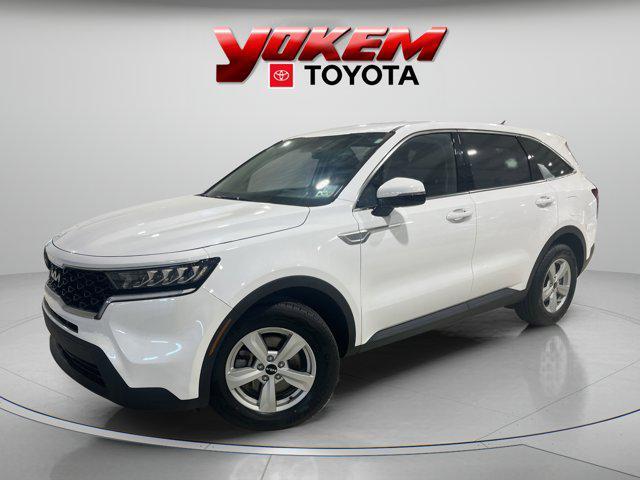 used 2023 Kia Sorento car, priced at $25,995