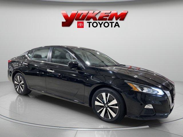 used 2022 Nissan Altima car, priced at $21,995