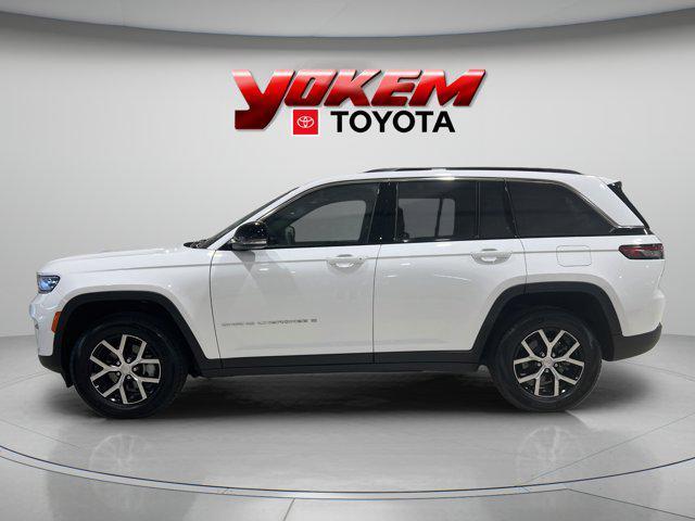used 2024 Jeep Grand Cherokee car, priced at $42,995