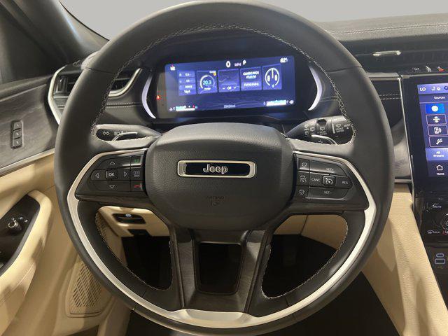 used 2024 Jeep Grand Cherokee car, priced at $42,995