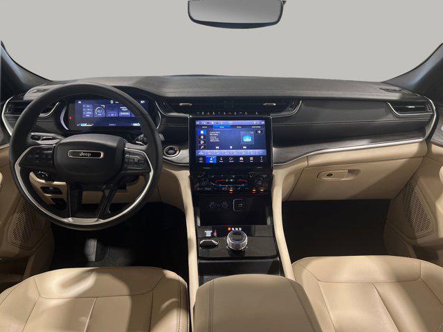 used 2024 Jeep Grand Cherokee car, priced at $42,995
