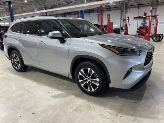 used 2021 Toyota Highlander car, priced at $33,995