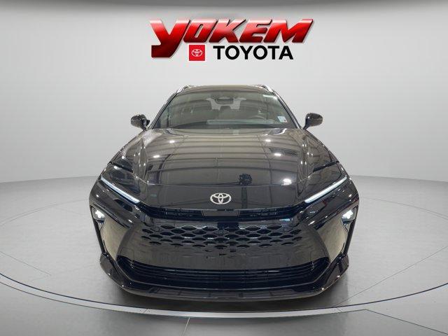 new 2025 Toyota Crown Signia car