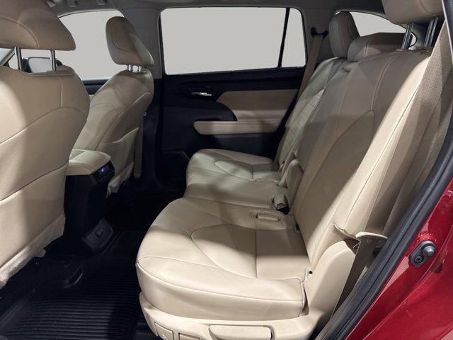 used 2023 Toyota Highlander car, priced at $40,995