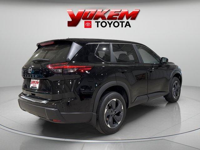 used 2025 Nissan Rogue car, priced at $30,995