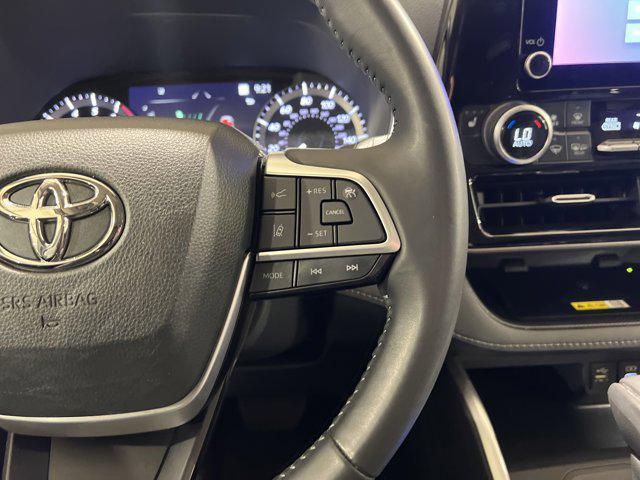 used 2023 Toyota Highlander car, priced at $41,995