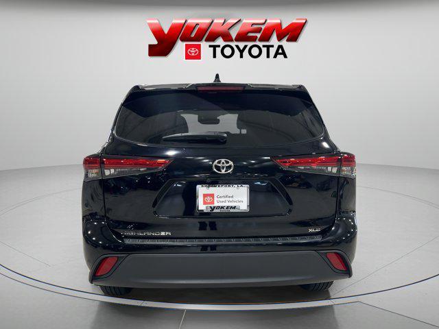 used 2023 Toyota Highlander car, priced at $41,995