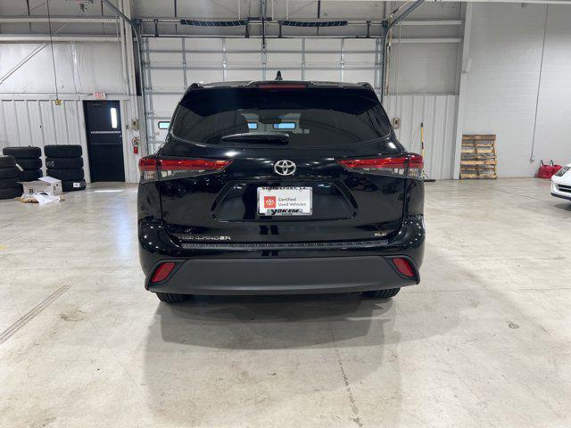 used 2023 Toyota Highlander car, priced at $40,995