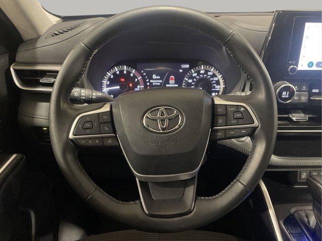 used 2023 Toyota Highlander car, priced at $34,995