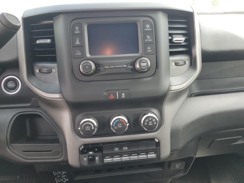 new 2024 Ram 3500 car, priced at $59,567