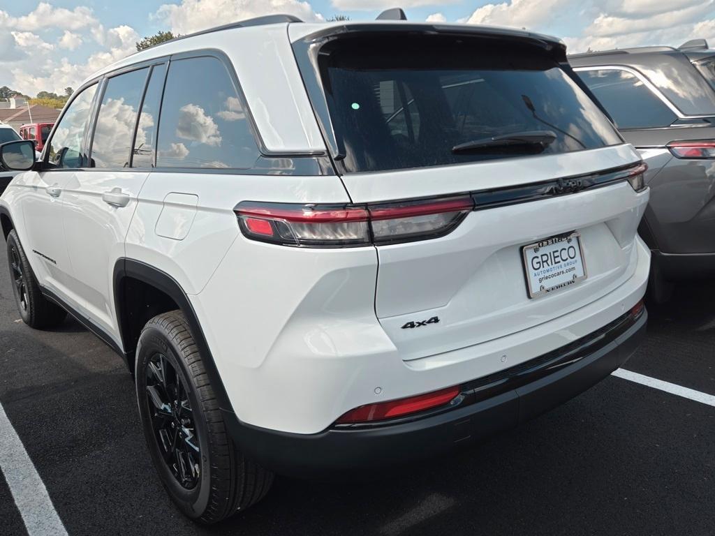 new 2025 Jeep Grand Cherokee car, priced at $48,409