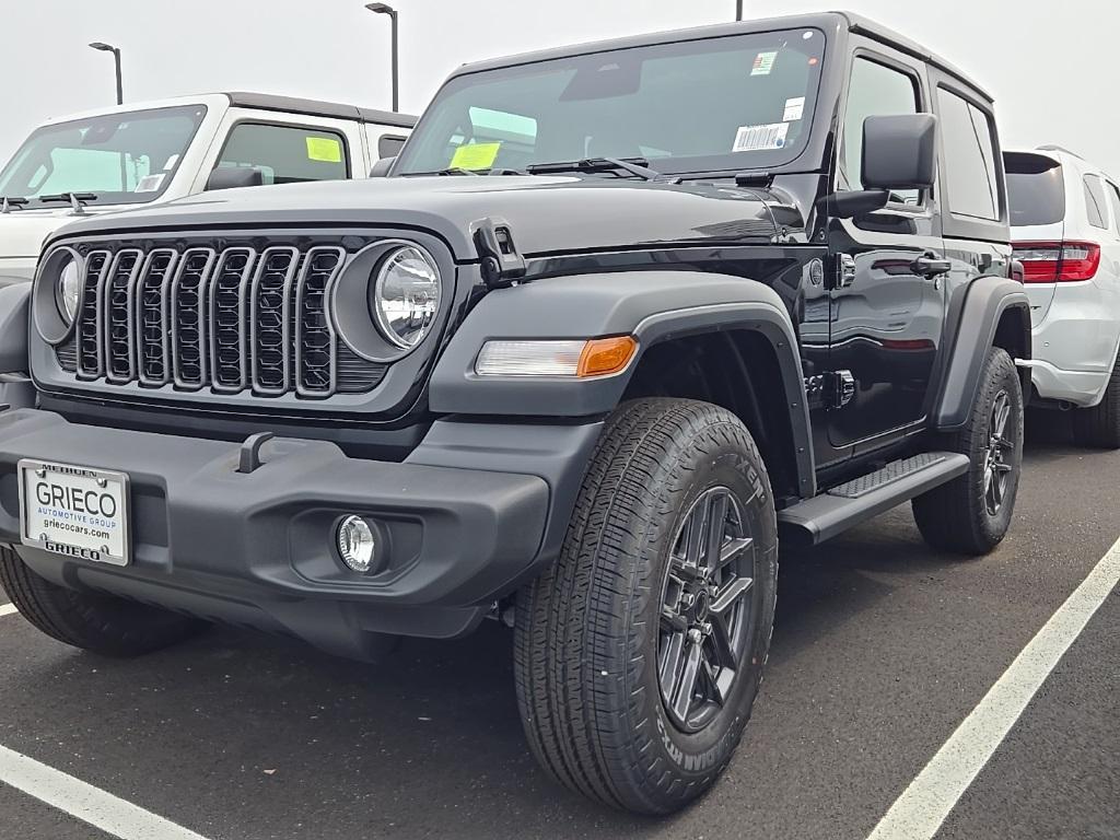 new 2025 Jeep Wrangler car, priced at $41,704
