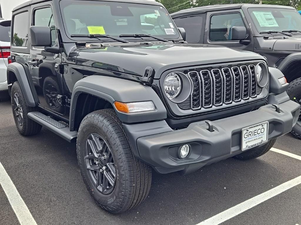 new 2025 Jeep Wrangler car, priced at $41,704