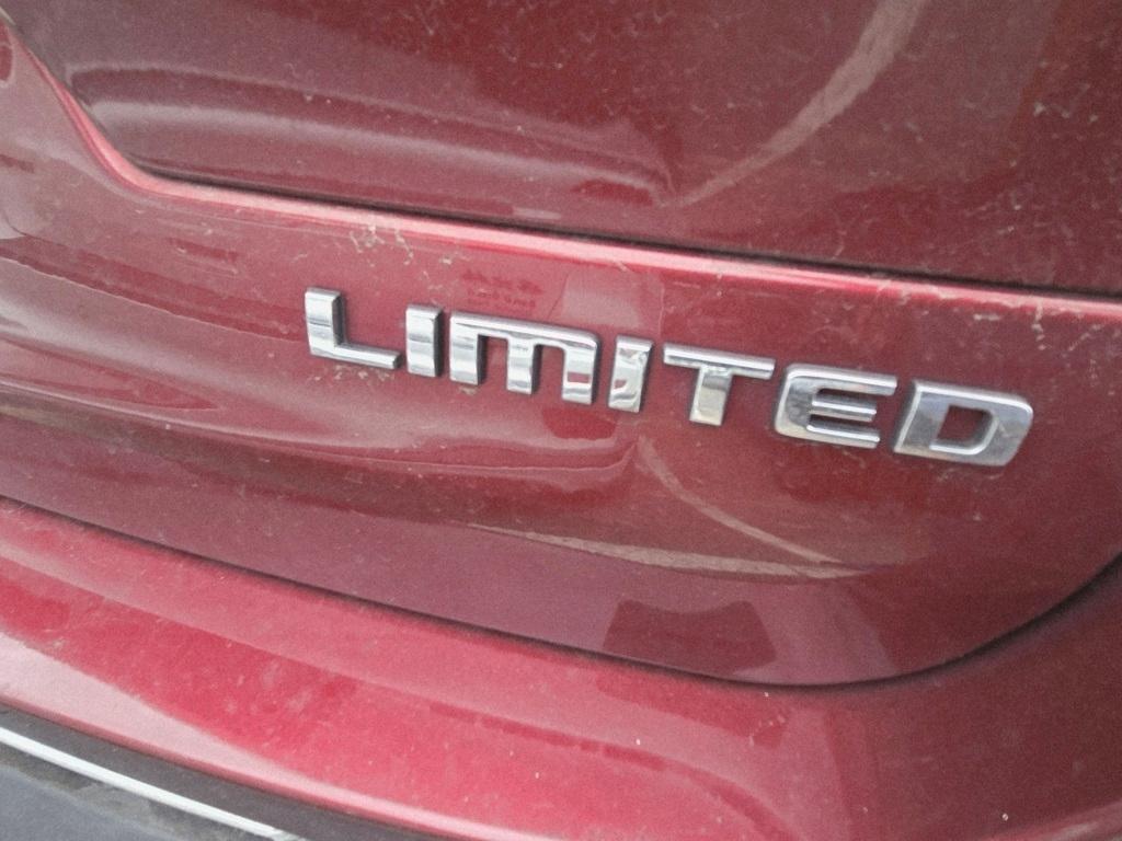 used 2021 Jeep Grand Cherokee L car, priced at $29,327