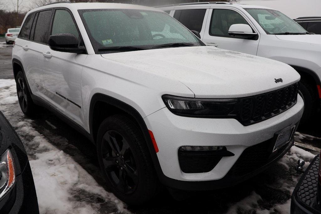 used 2023 Jeep Grand Cherokee car, priced at $34,621