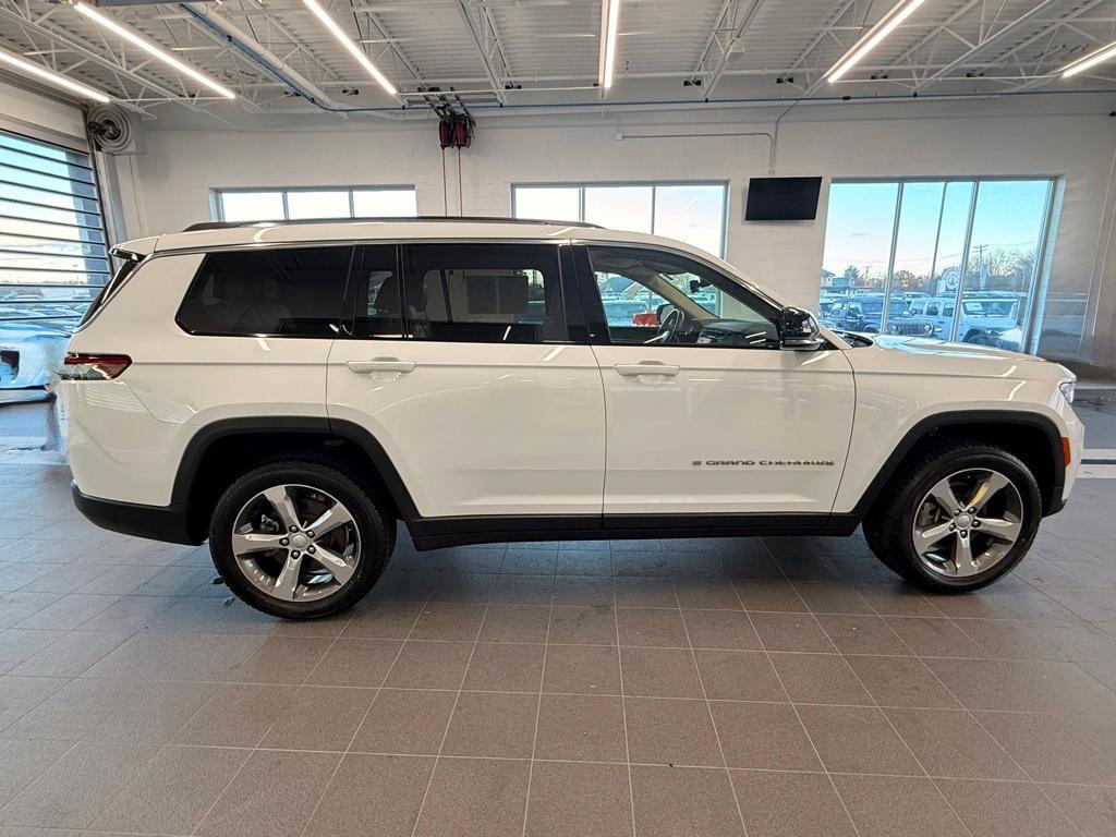 used 2021 Jeep Grand Cherokee L car, priced at $28,813