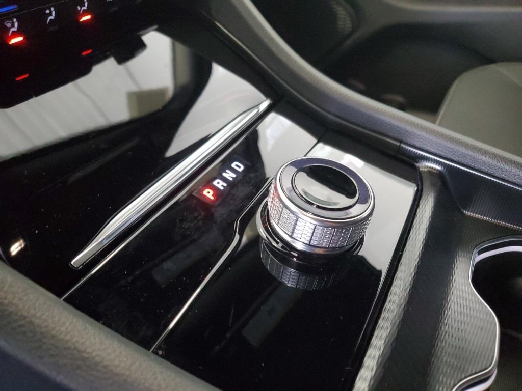 new 2025 Jeep Grand Cherokee car, priced at $38,156