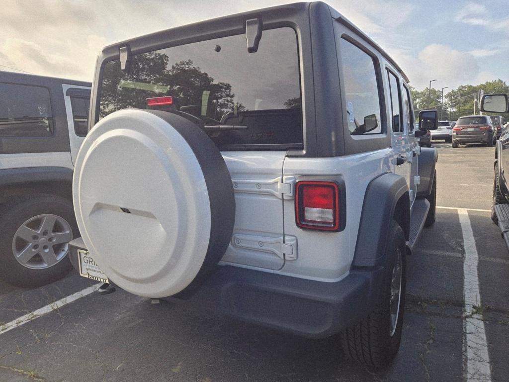 used 2020 Jeep Wrangler Unlimited car, priced at $27,517