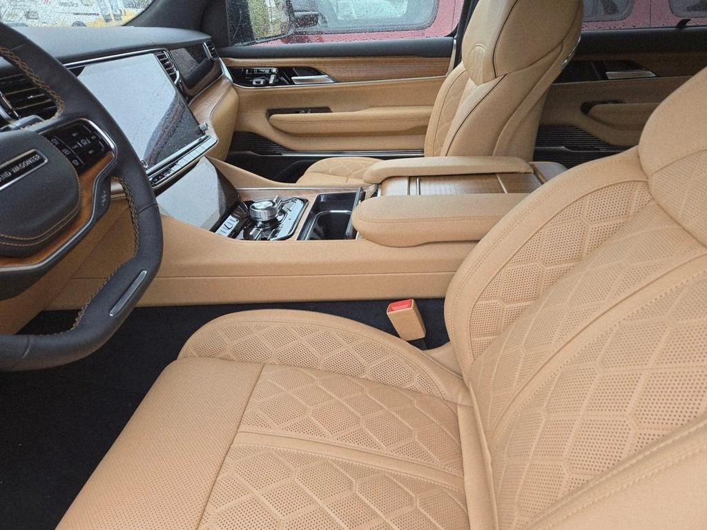 new 2025 Jeep Grand Wagoneer L car, priced at $114,130
