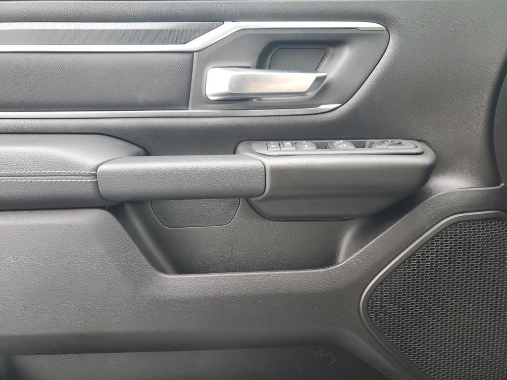 new 2025 Ram 1500 car, priced at $52,413