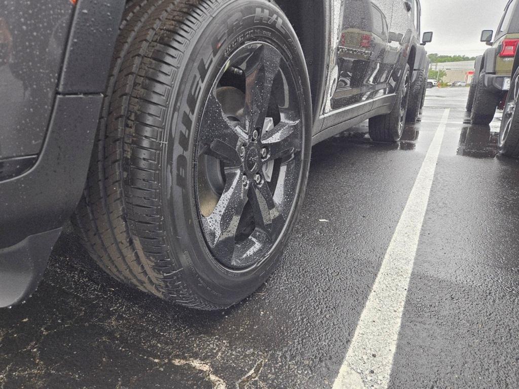 new 2025 Jeep Grand Cherokee L car, priced at $41,523