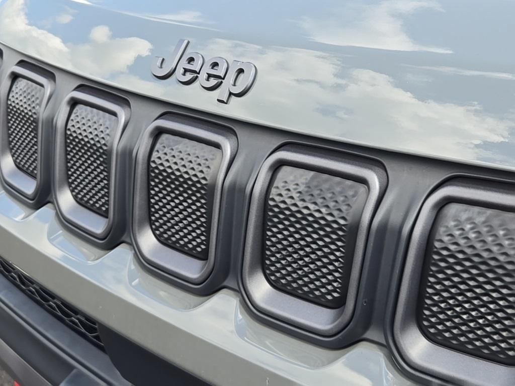 used 2022 Jeep Compass car, priced at $24,615