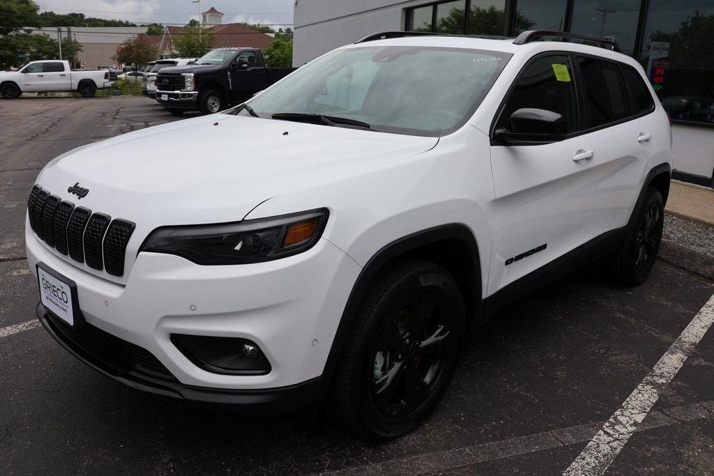 used 2023 Jeep Cherokee car, priced at $28,496