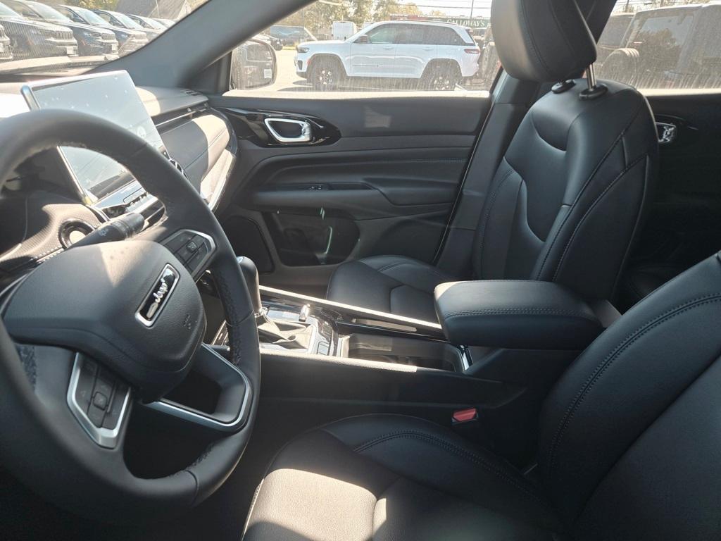 new 2026 Jeep Compass car, priced at $35,009