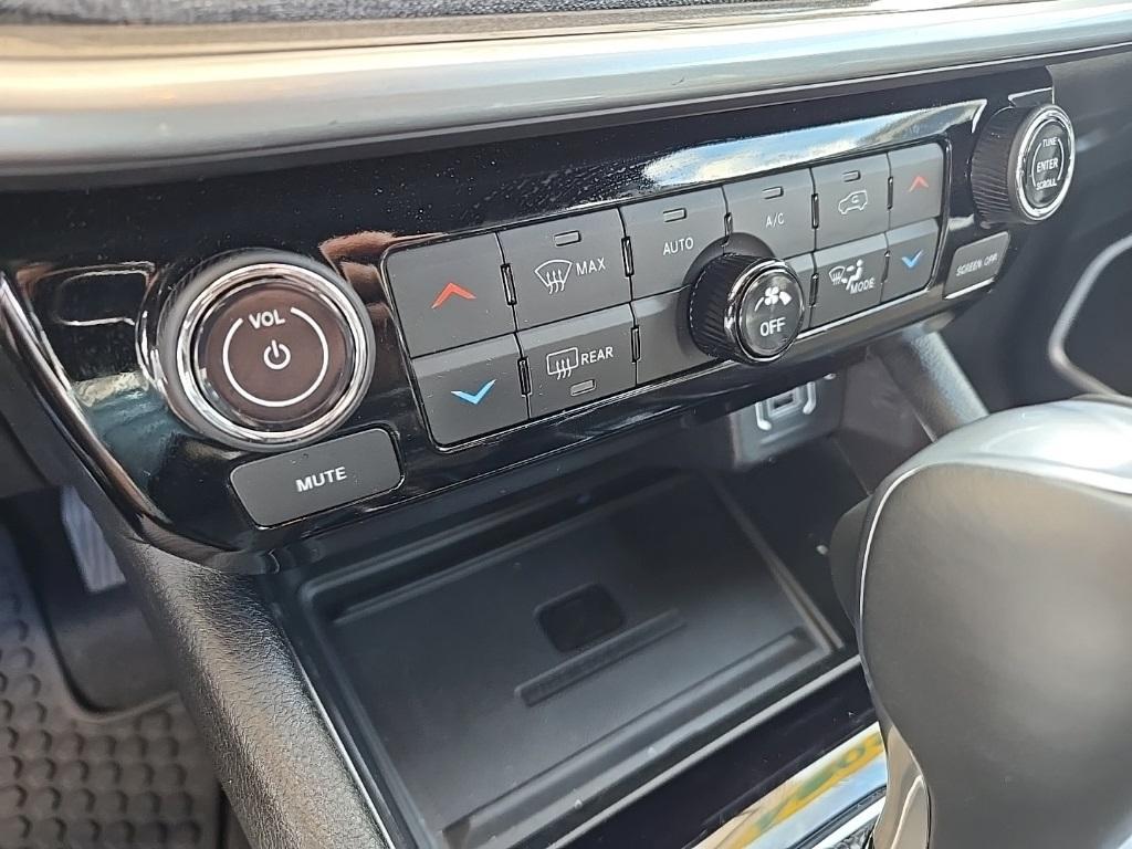 used 2024 Jeep Compass car, priced at $24,926