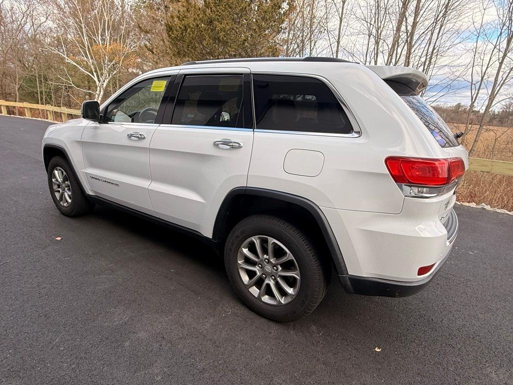 used 2015 Jeep Grand Cherokee car, priced at $13,917