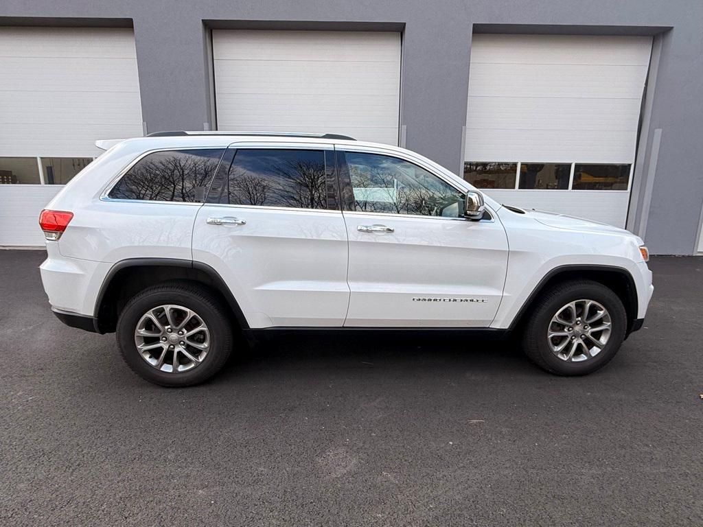 used 2015 Jeep Grand Cherokee car, priced at $13,917