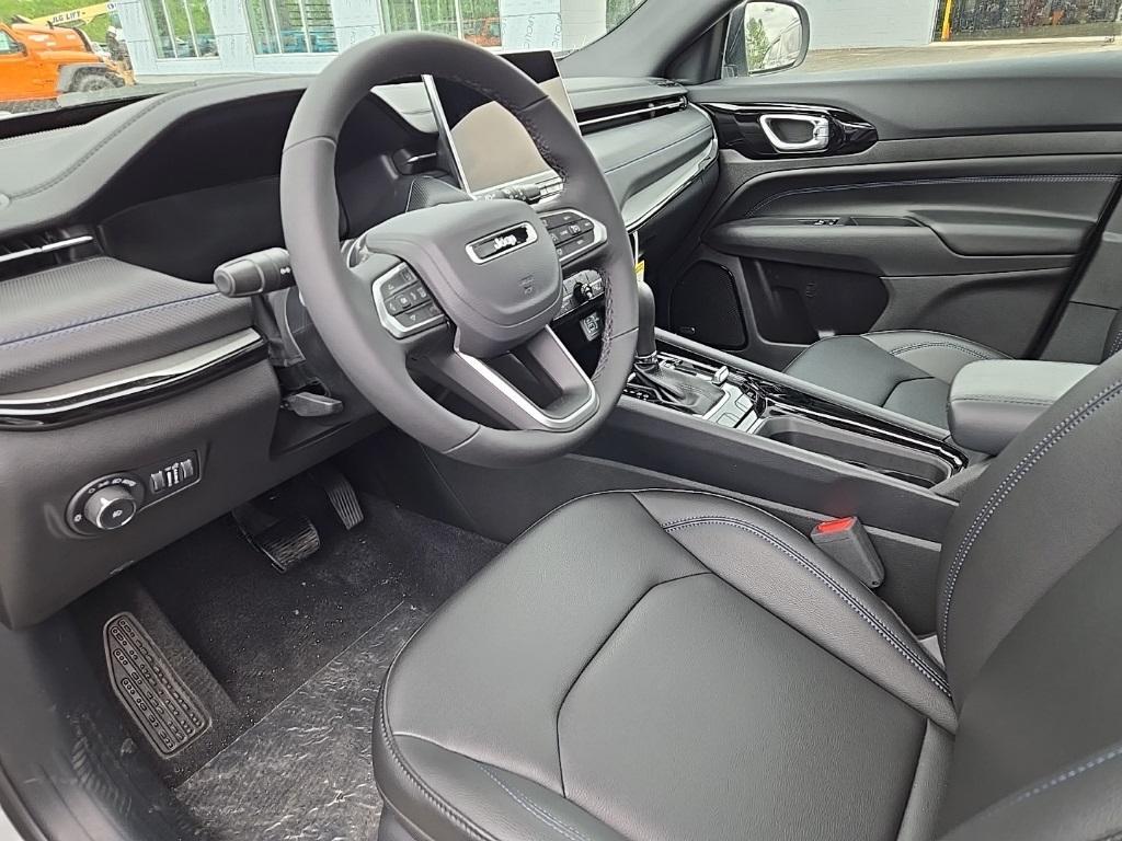 new 2025 Jeep Compass car, priced at $35,325