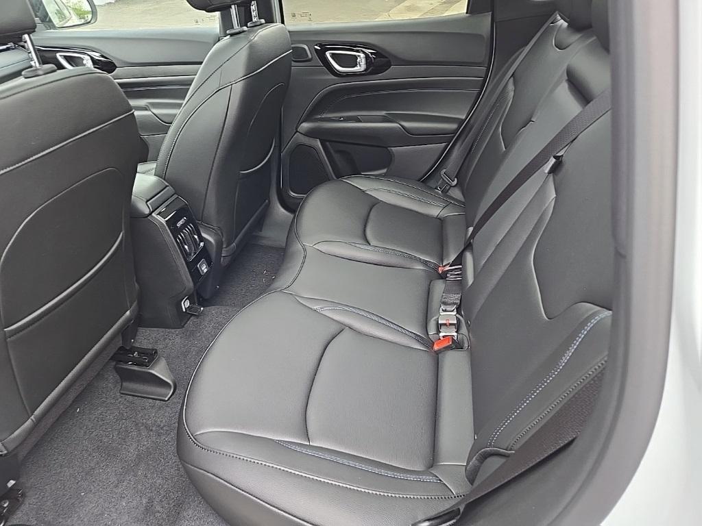 new 2025 Jeep Compass car, priced at $35,325