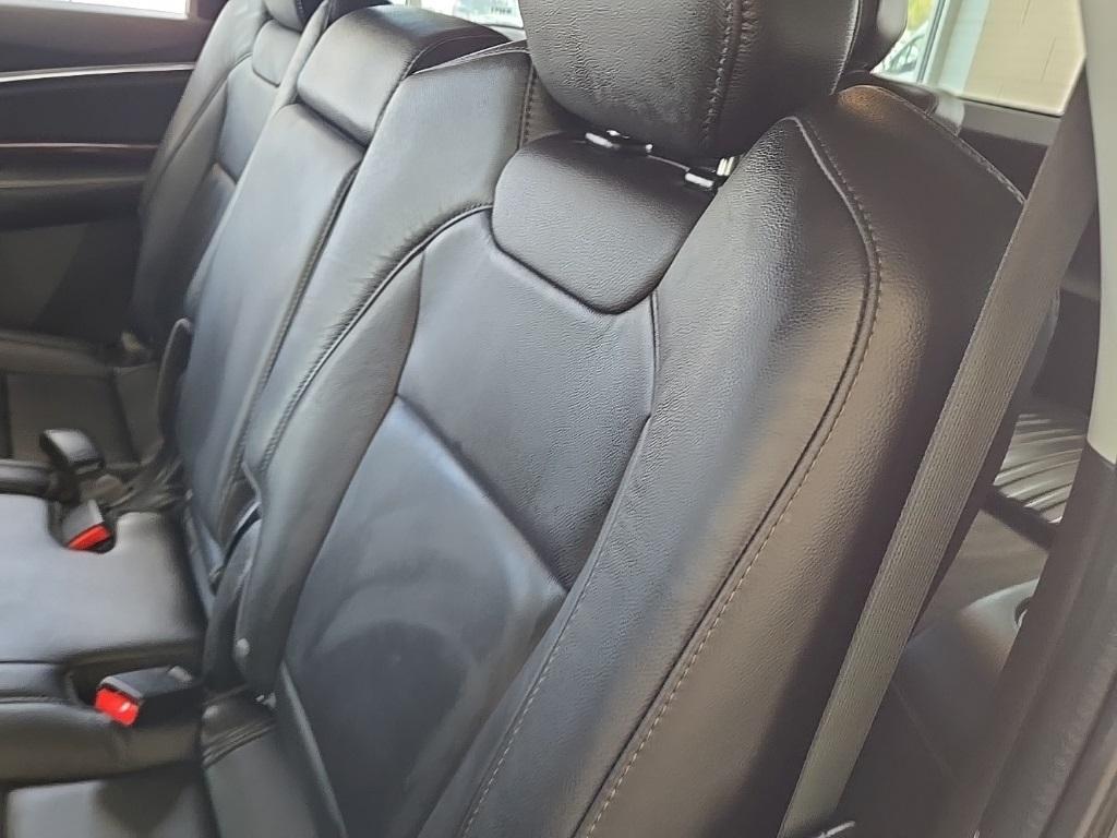 used 2016 Acura MDX car, priced at $18,389