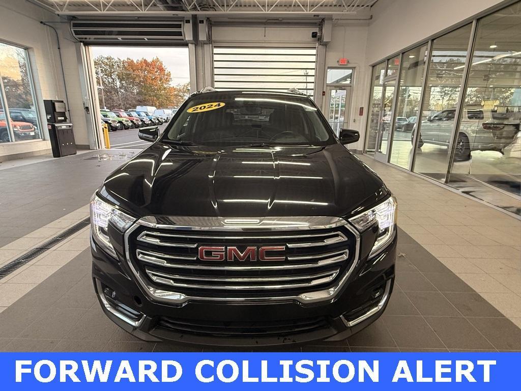 used 2024 GMC Terrain car, priced at $22,613