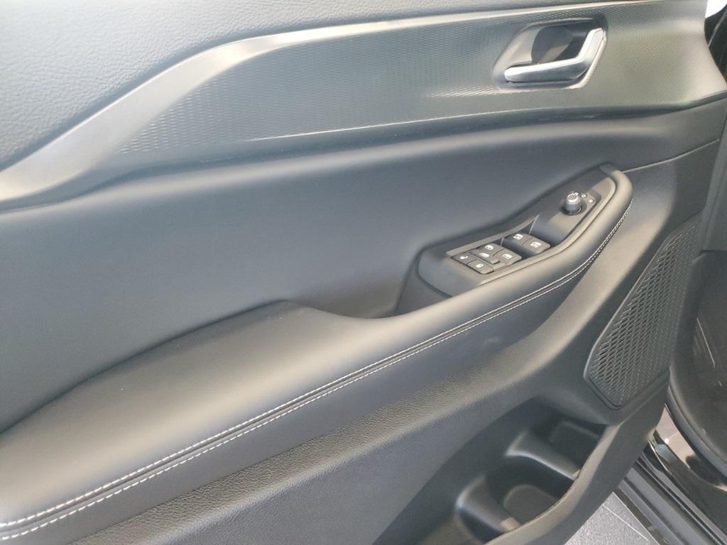 new 2025 Jeep Grand Cherokee car, priced at $42,708