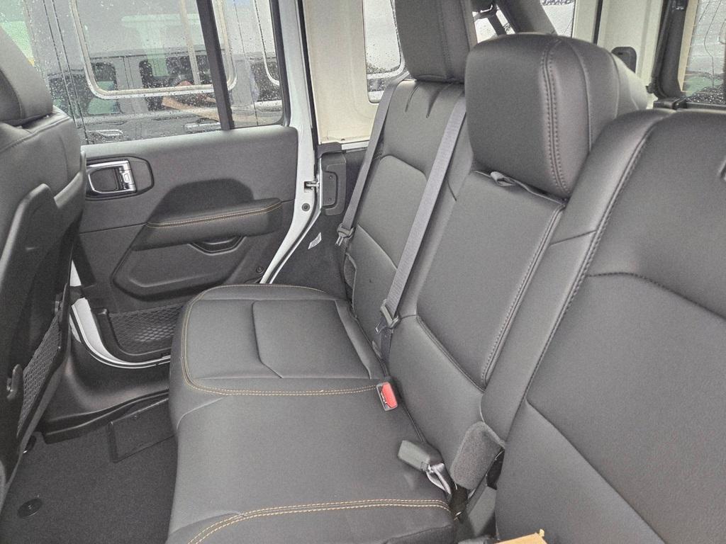new 2025 Jeep Wrangler car, priced at $52,132
