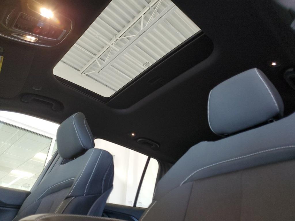new 2025 Jeep Grand Cherokee car, priced at $41,518